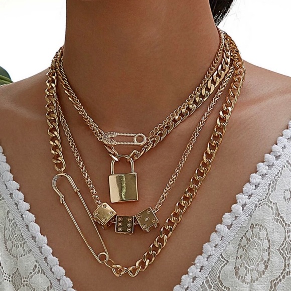 PinkBaeBoutique Jewelry - NEW!! 💛 Chunky Punk Layered Necklace